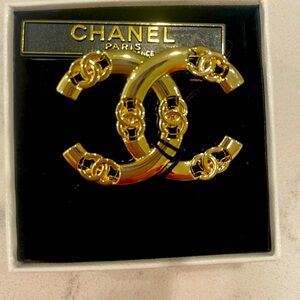 Chanel Interlocking CC Brooch